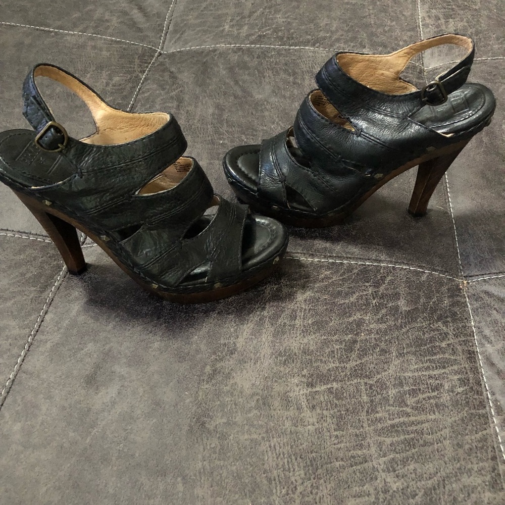 FRYE sandals